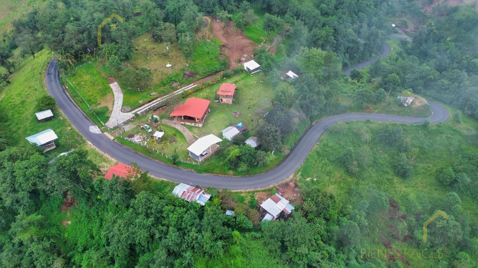 Land for sale in Xico Viejo, Veracruz. Lots 1 and 2.