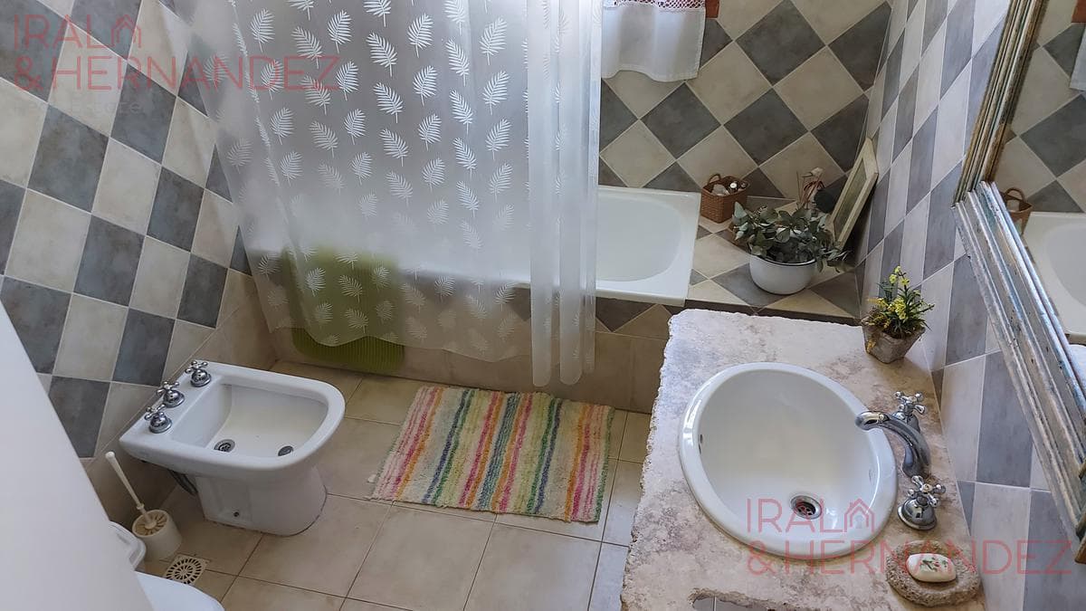 Farmhouse-Style House with Pool for Sale at the Haras el Malacate Country Club