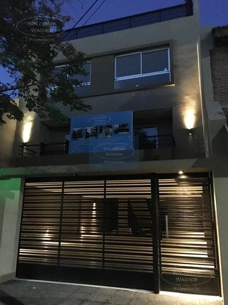 3-Bedroom Apartment with Brand-New Duplex-Style Garage - Vicente Lopez