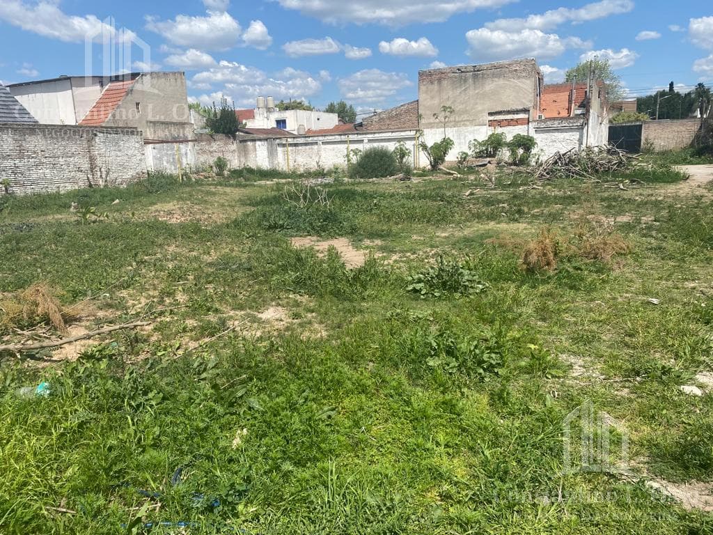 Lot - Land - Right in the Heart of Banfield Este - 1,360 m²!!!!