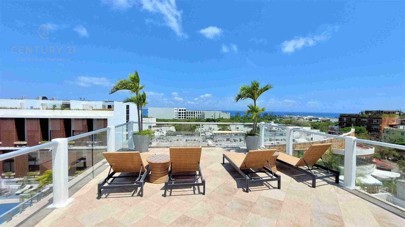 Estudio Penthouse en av 5ta bis en Playa del Carmen P4016