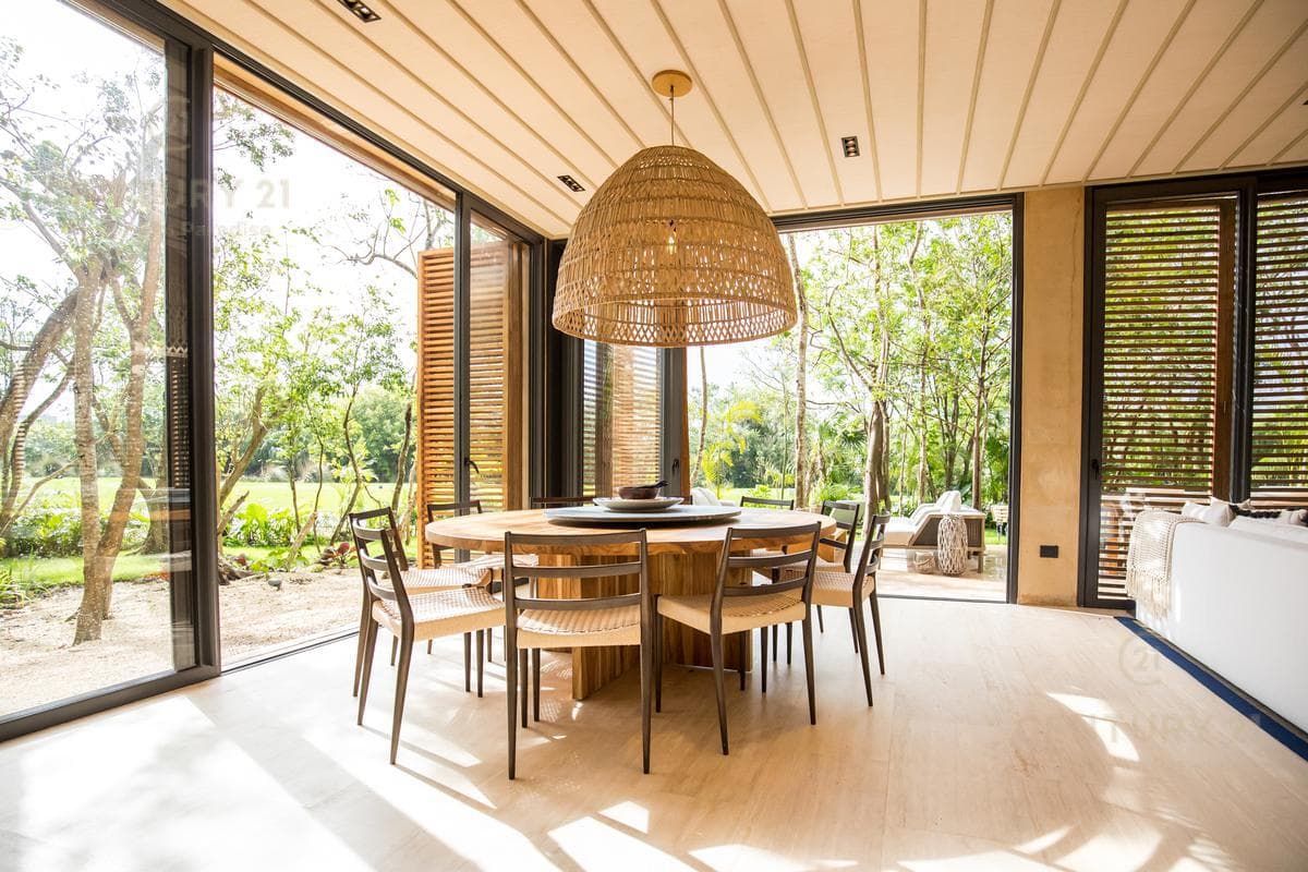 Increible casa en zona residencial prvilegiada de Playa del Carmen P3452