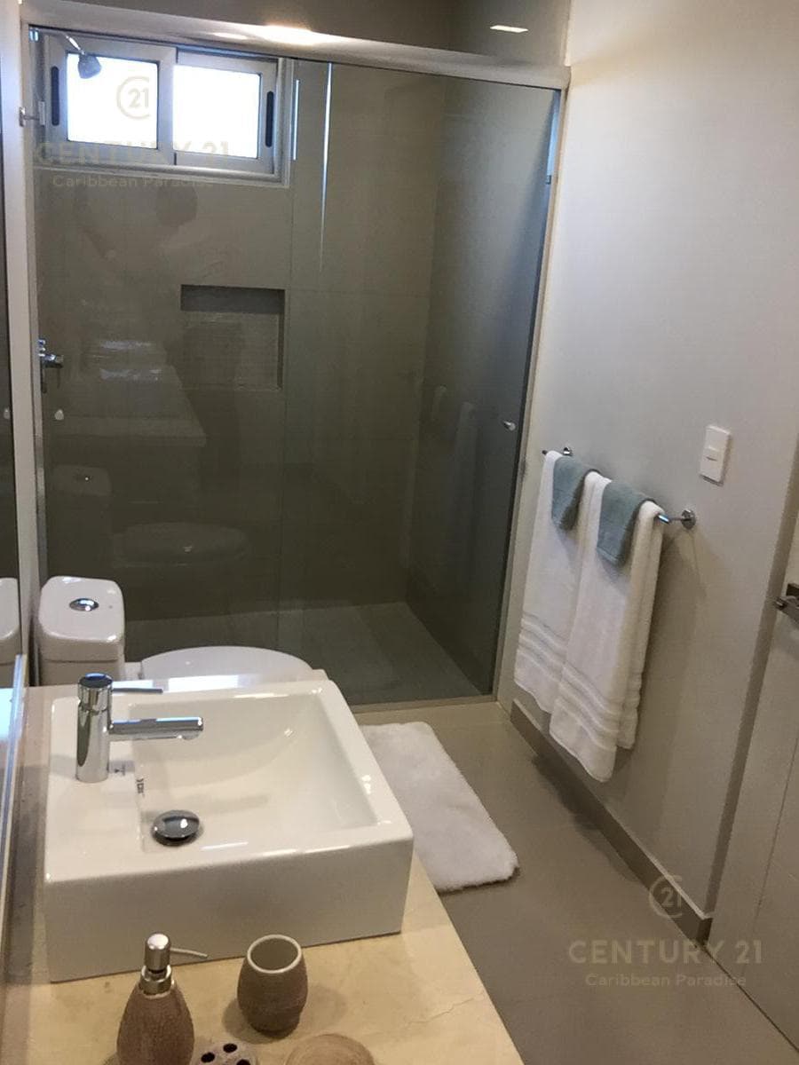 Espaciosos departamentos de 2 recámaras en Playa del Carmen P2374