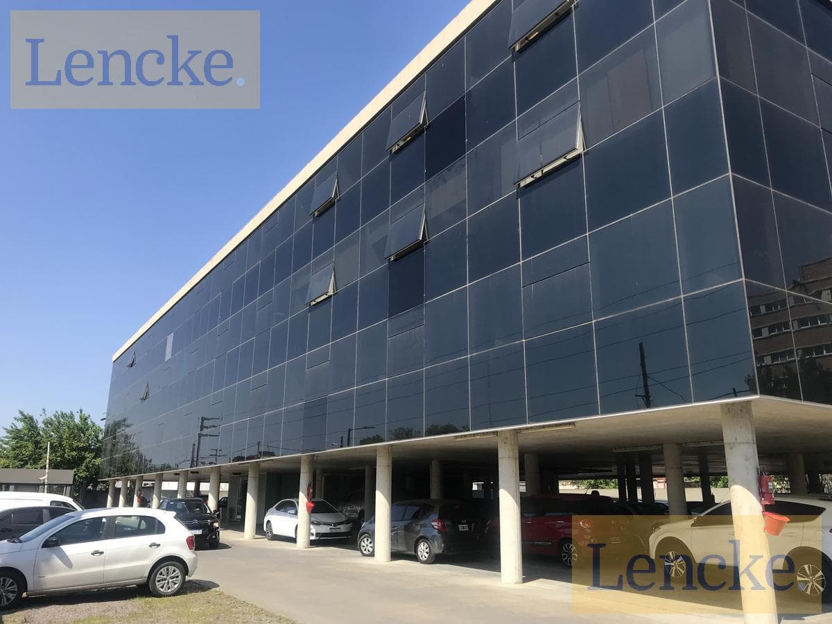 Lencke Vende - Excellent office with 4 parking spaces; a portion of the purchase price can be paid in kind