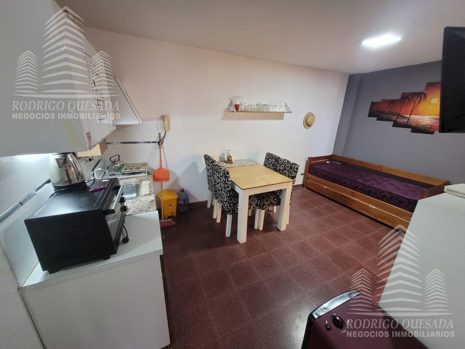Apartment in a great neighborhood in San Bernardo! Courier services just 200 away—DON'T MISS THIS ONE!! PRICE REDUCED