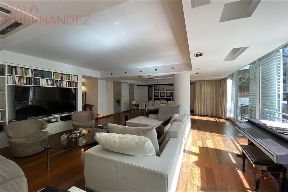 5-ROOM APARTMENT FOR SALE WITH MAID'S QUARTERS IN BELGRANO