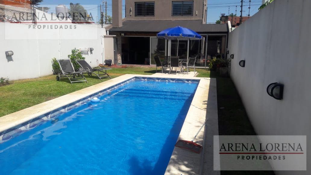 4-Room House for Sale in Libertad