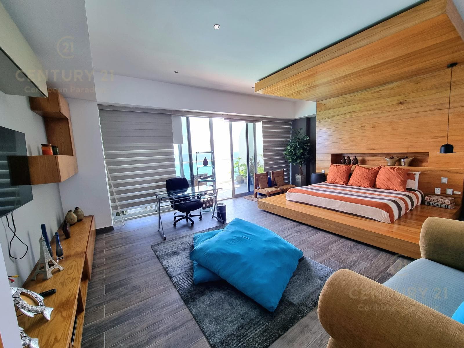 Exclusive Ocean View Penthouse for Sale in the Lahia Condo. Hotel Zone, Cancun C3797