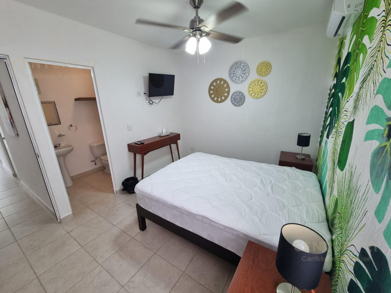 Furnished 3-bedroom apartment for rent in Los Olivos, Playa del Carmen P3505