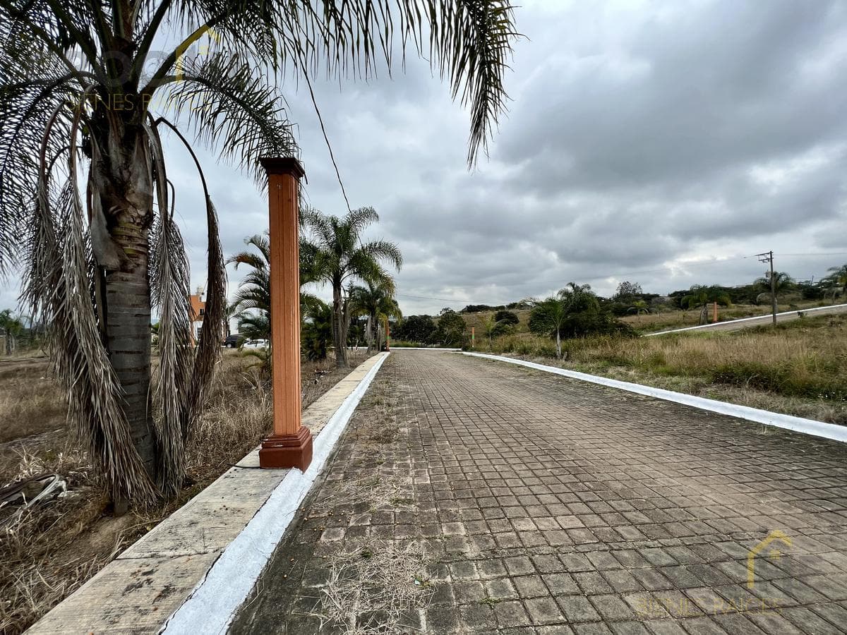 Land for sale in the El Lencero area on the road to El Chico, Emiliano Zapata, Ver.
