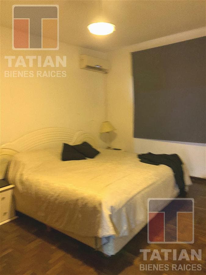 Three-bedroom house on Catamarca Street, just a few meters from Patria Street—Altos de General Paz neighborhood