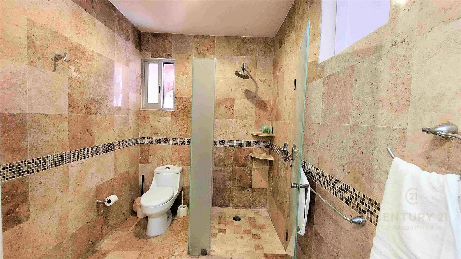 Estudio Penthouse en av 5ta bis en Playa del Carmen P4016