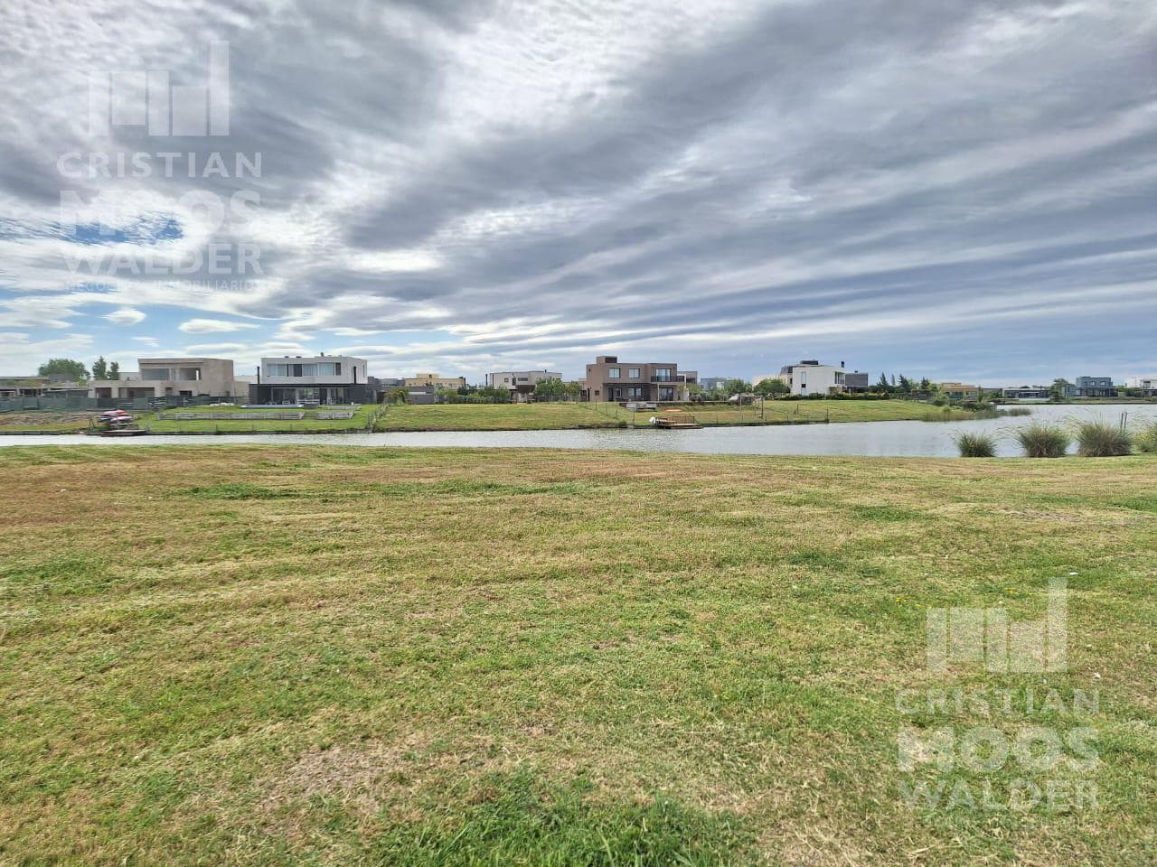 Land for sale - San Sebastián.