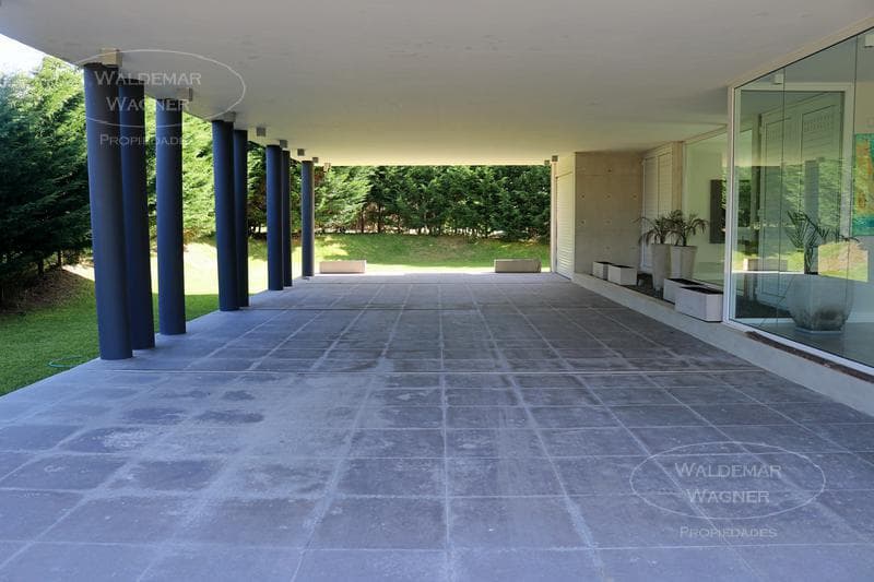 Beach House | Sleeps 12 | Carilo