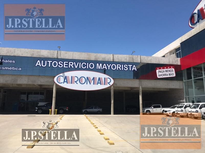 Salon/Depósito 2084 m² en Planta Alta c/ Playa de Estacionamiento - Moreno