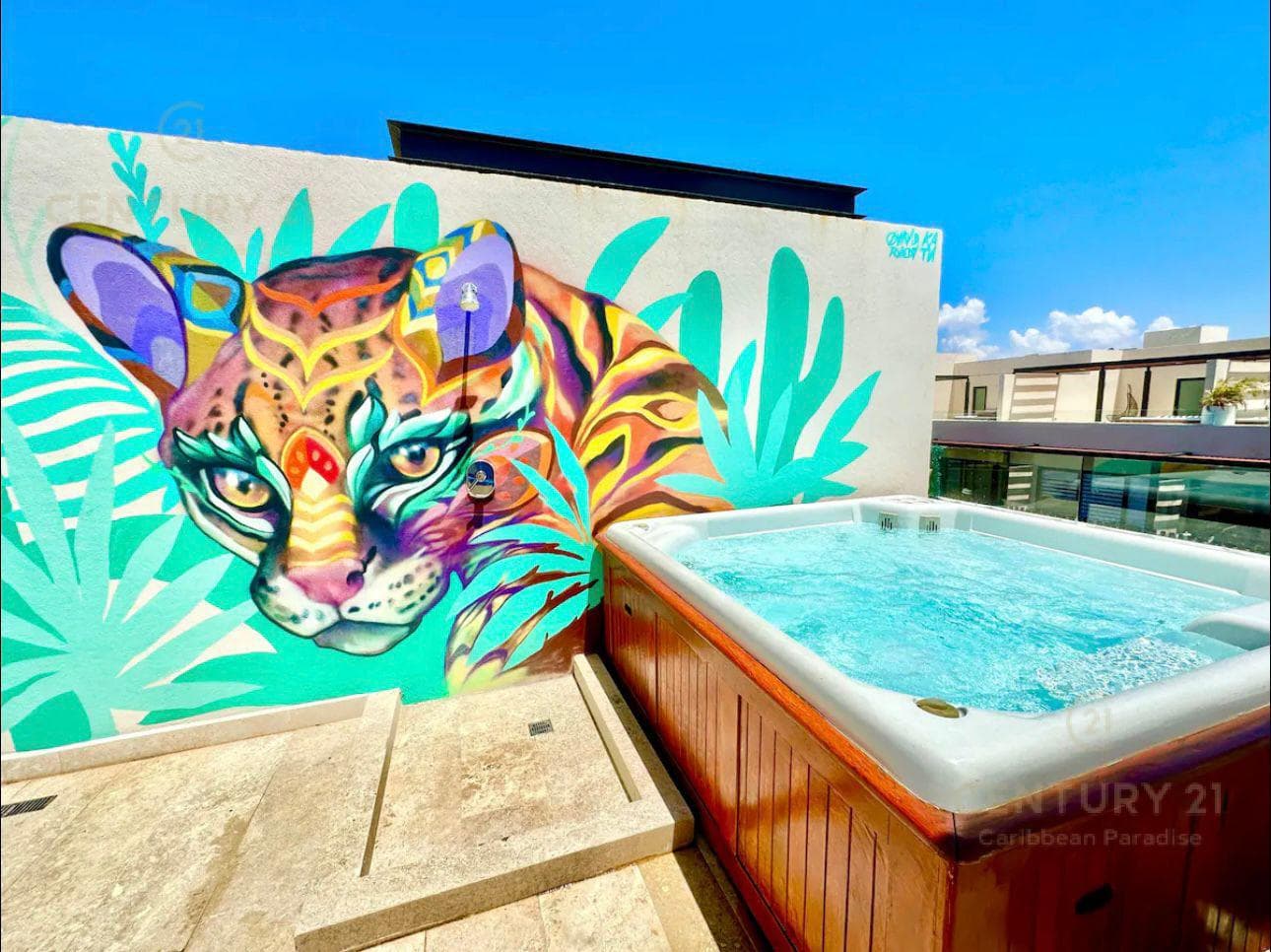 Beautiful, Fully Furnished 1-Bedroom Penthouse for Sale in a Prime Location in Playa del Carmen P418