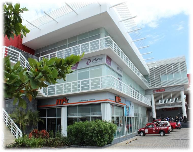 OFFICE FOR RENT AT PLAZA YAMAHA, PLAYA DEL CARMEN P1573