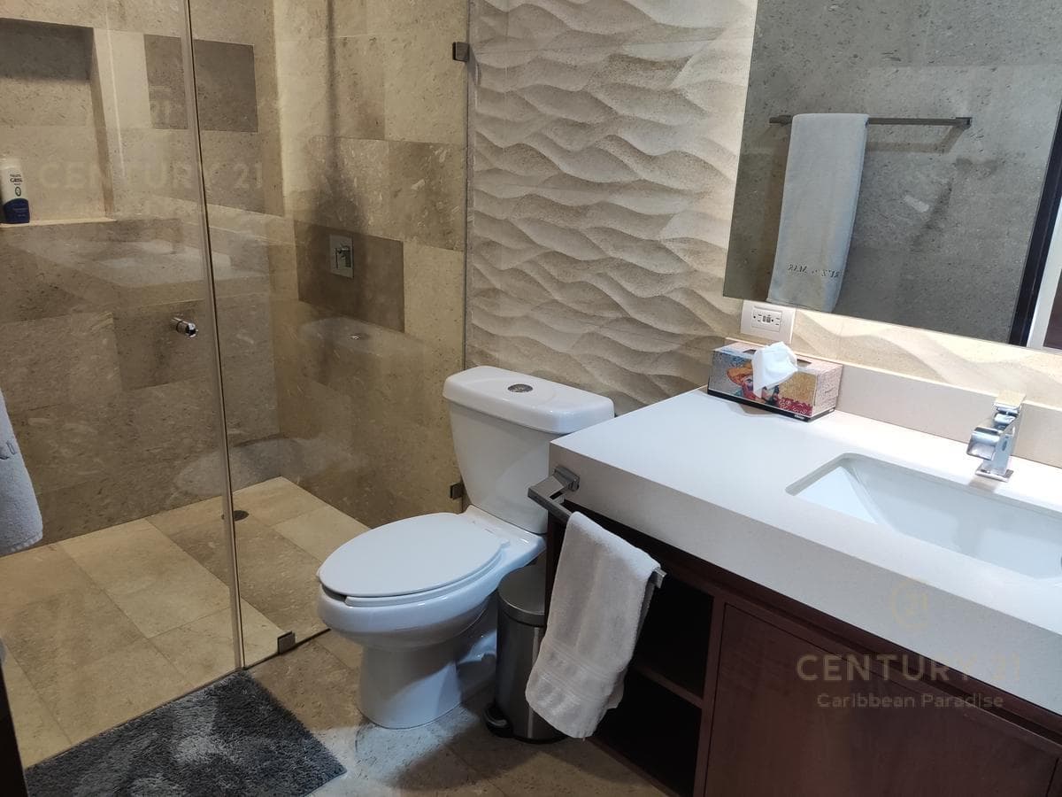 Departamento 1 Recámara en Venta con Vista al Mar | Cruz con Mar Playa del Carmen | P3348