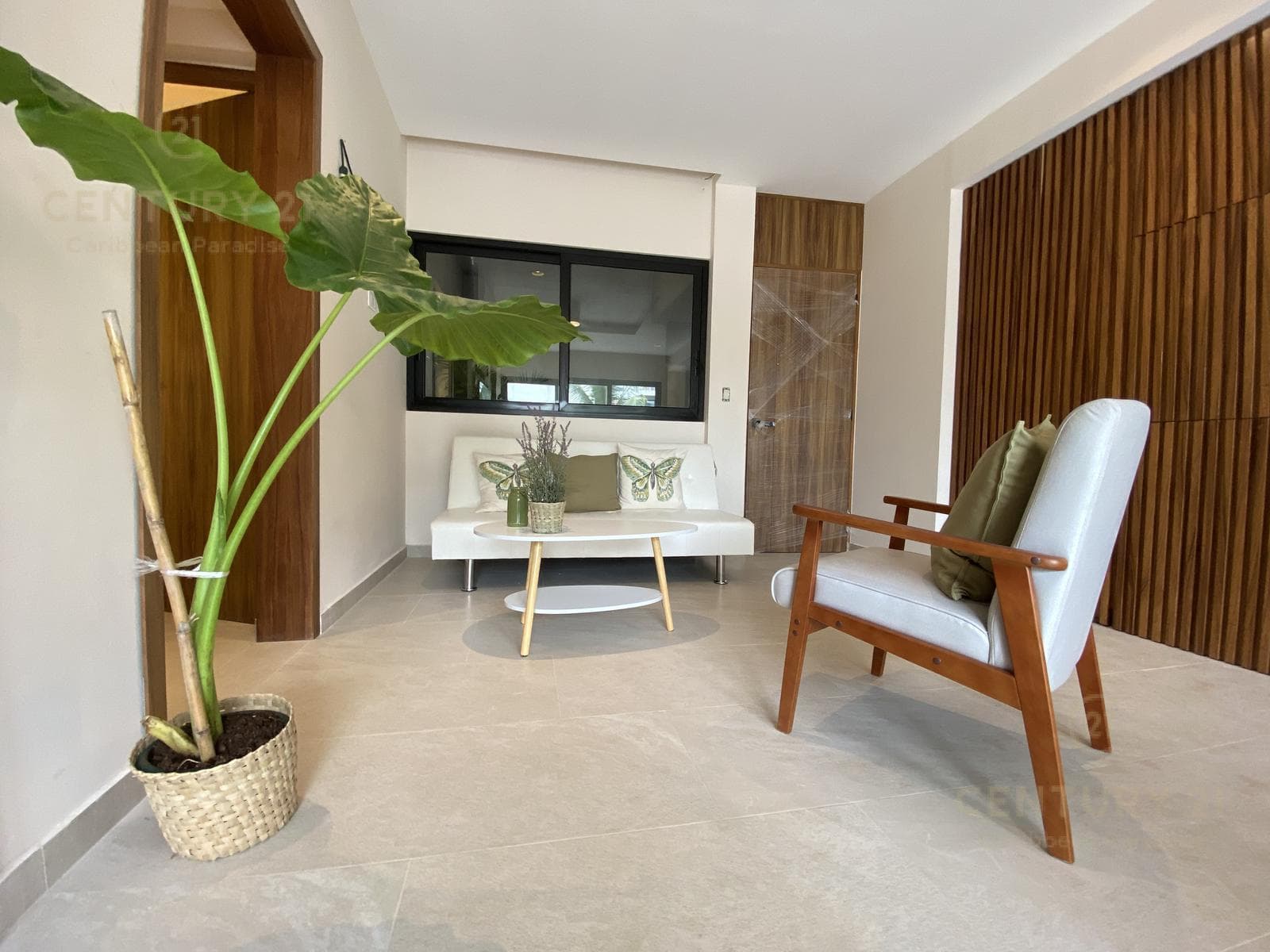 2-Bedroom Apartment for Sale in Downtown Playa del Carmen P4040