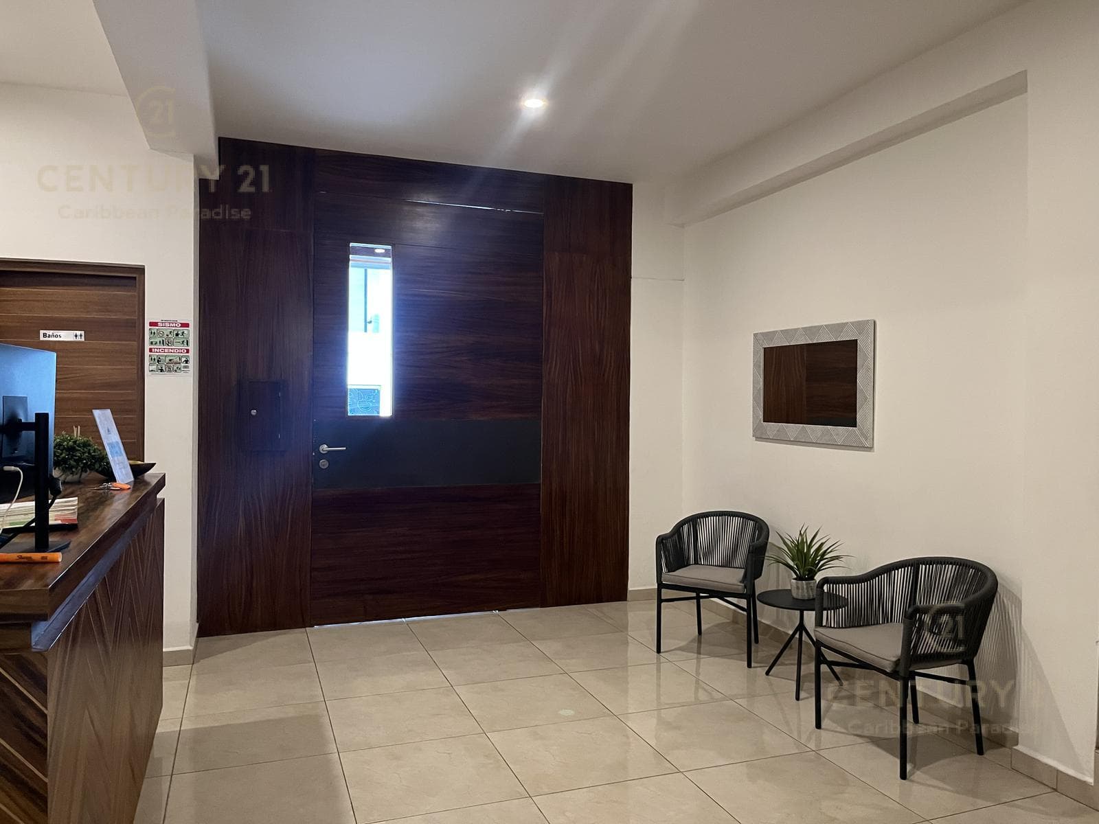 Renta nuevo estudio vacacional en Av 10 con calle 60 P4052