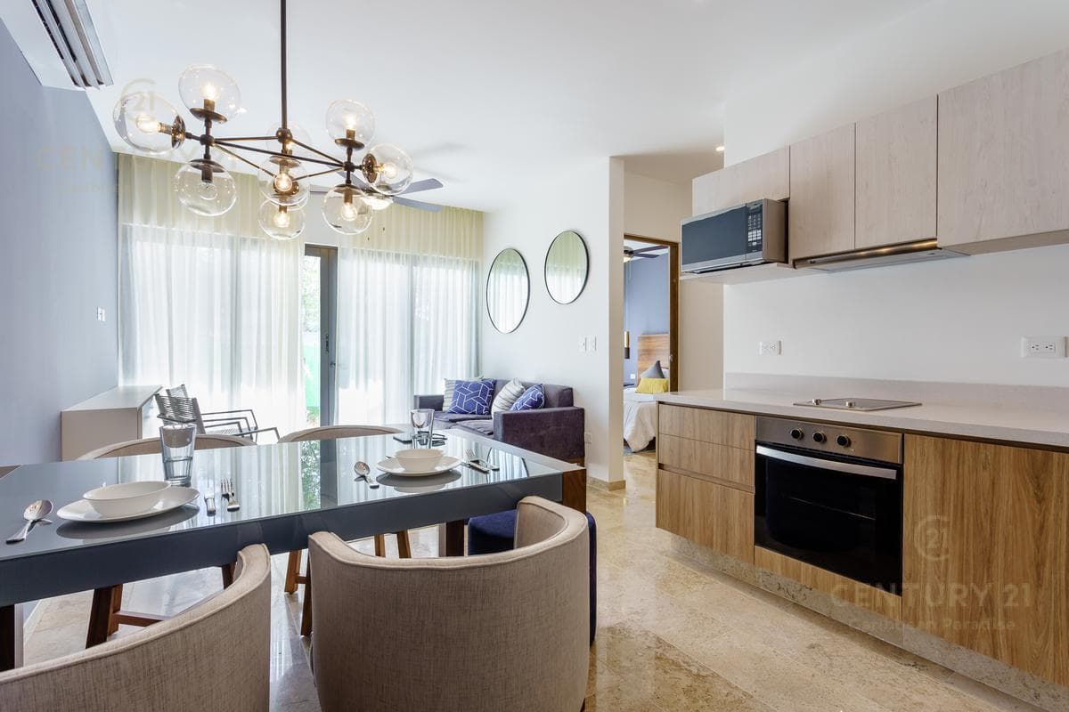 3-Bedroom Penthouse in an Exclusive Area of Downtown Playa del Carmen P2120