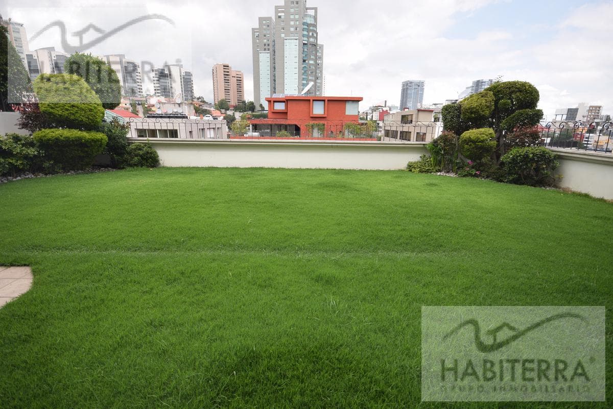 Venta excelente casa en Bosques de las Lomas