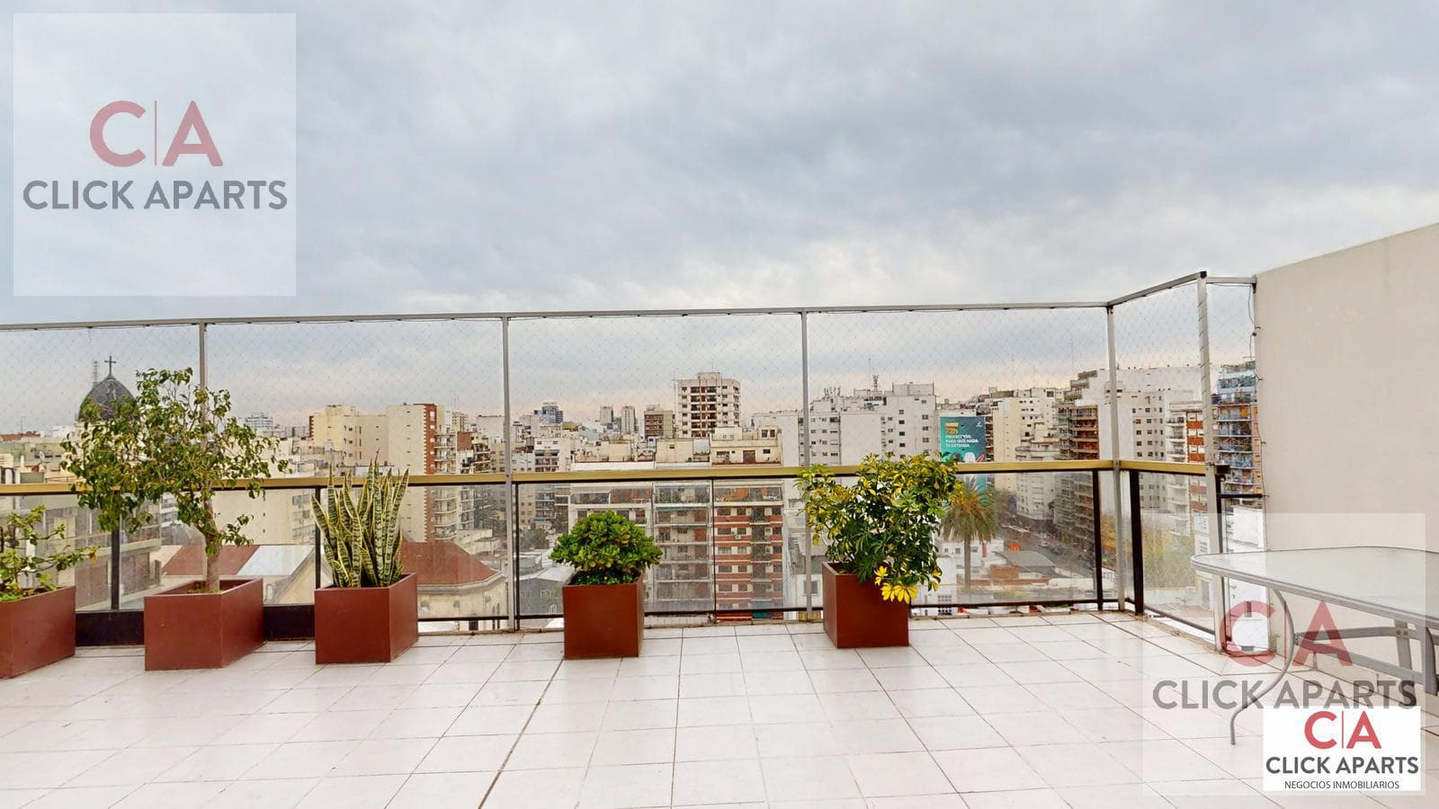 FOR SALE - 6-ROOM UPPER-FLOOR APARTMENT - WILL ACCEPT APARTMENTS OR LAND AS PART OF PAYMENT - CABALLITO