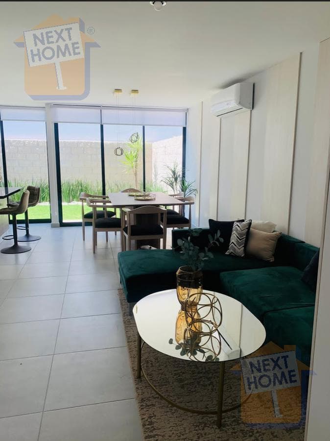 House with a Roof for Sale in Zakia Zizana