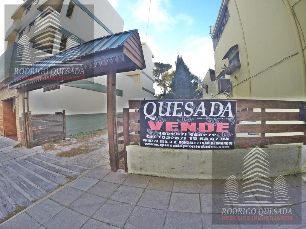 2 APARTMENTS, COMMON AREAS, AND LOT—INVESTMENT OPPORTUNITY