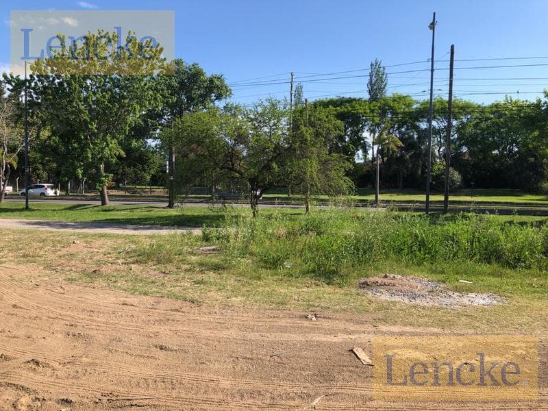 The only commercial lot on Santa Maria Avenue suitable for a restaurant, available for sale or rent