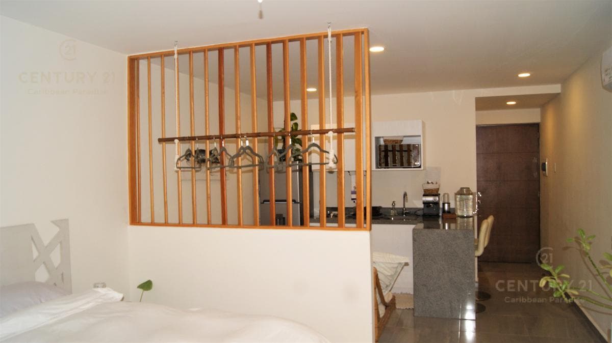 AMAZING OPPORTUNITY: STUDIO FOR SALE IN DOWNTOWN PLAYA DEL CARMEN WITH ALL AMENITIES P3160