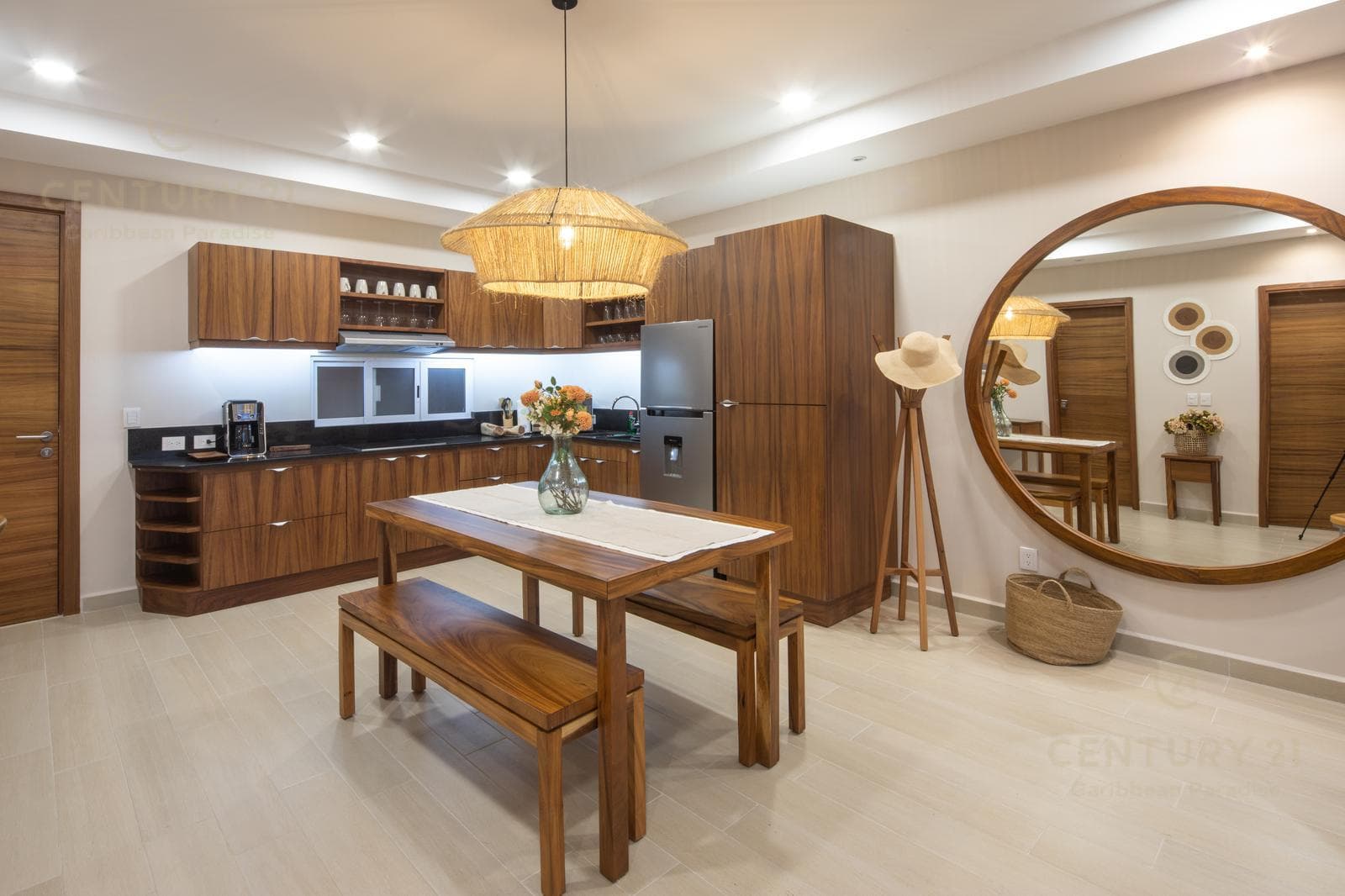 Bonito y elegante departamento 2 rec amueblado en Playa del Carmen Centro P3296