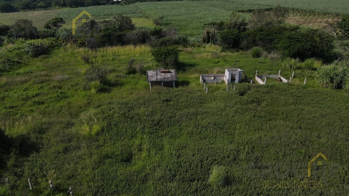 2.9 hectares for sale in the San Juan area, below the castle, 20 minutes from Xalapa. View