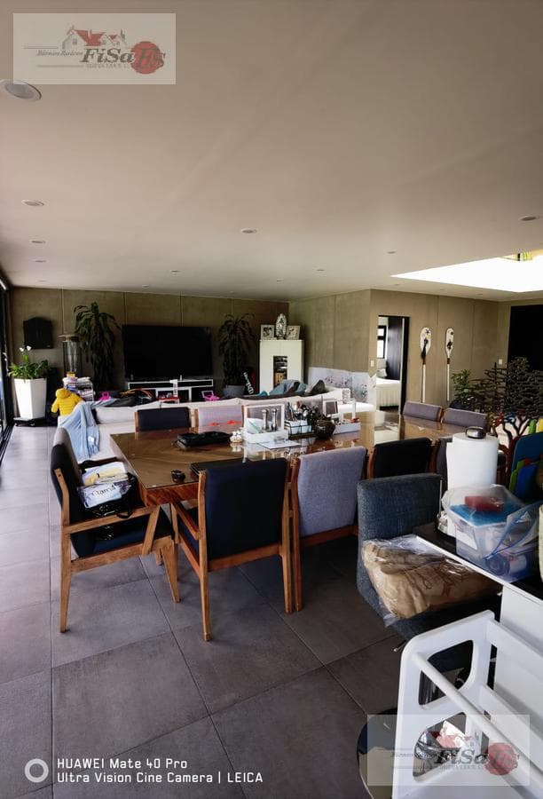 STUNNING HOME FOR SALE - SAN GIL