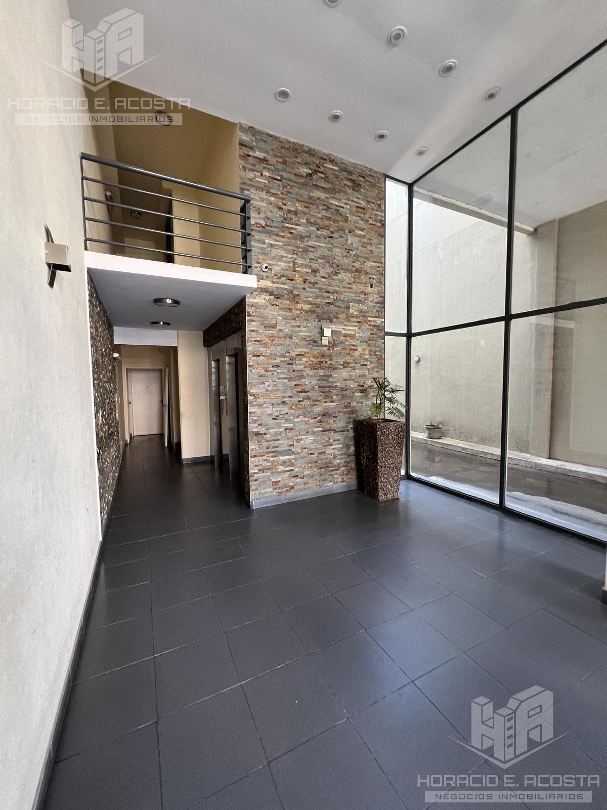 3-Room Apartment in San Martín Centro, Eligible for Financing, with Patio