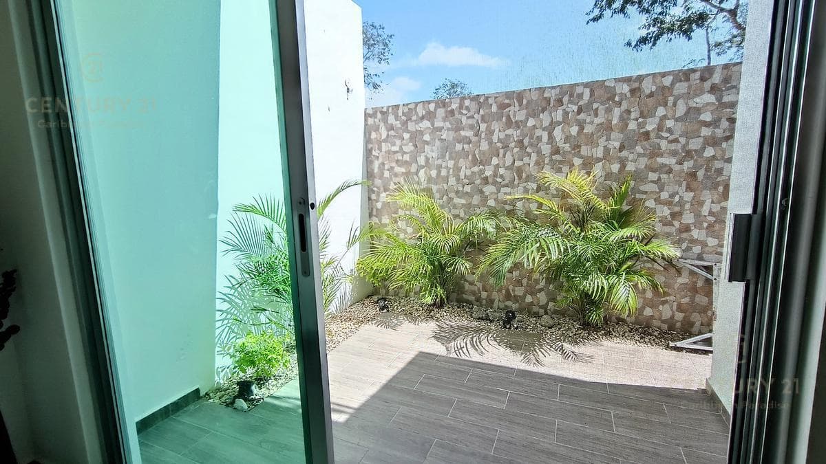 Casa 3 Recamaras en Venta | Nuevo Playa del Sol | Con Alberca Privada | P3918