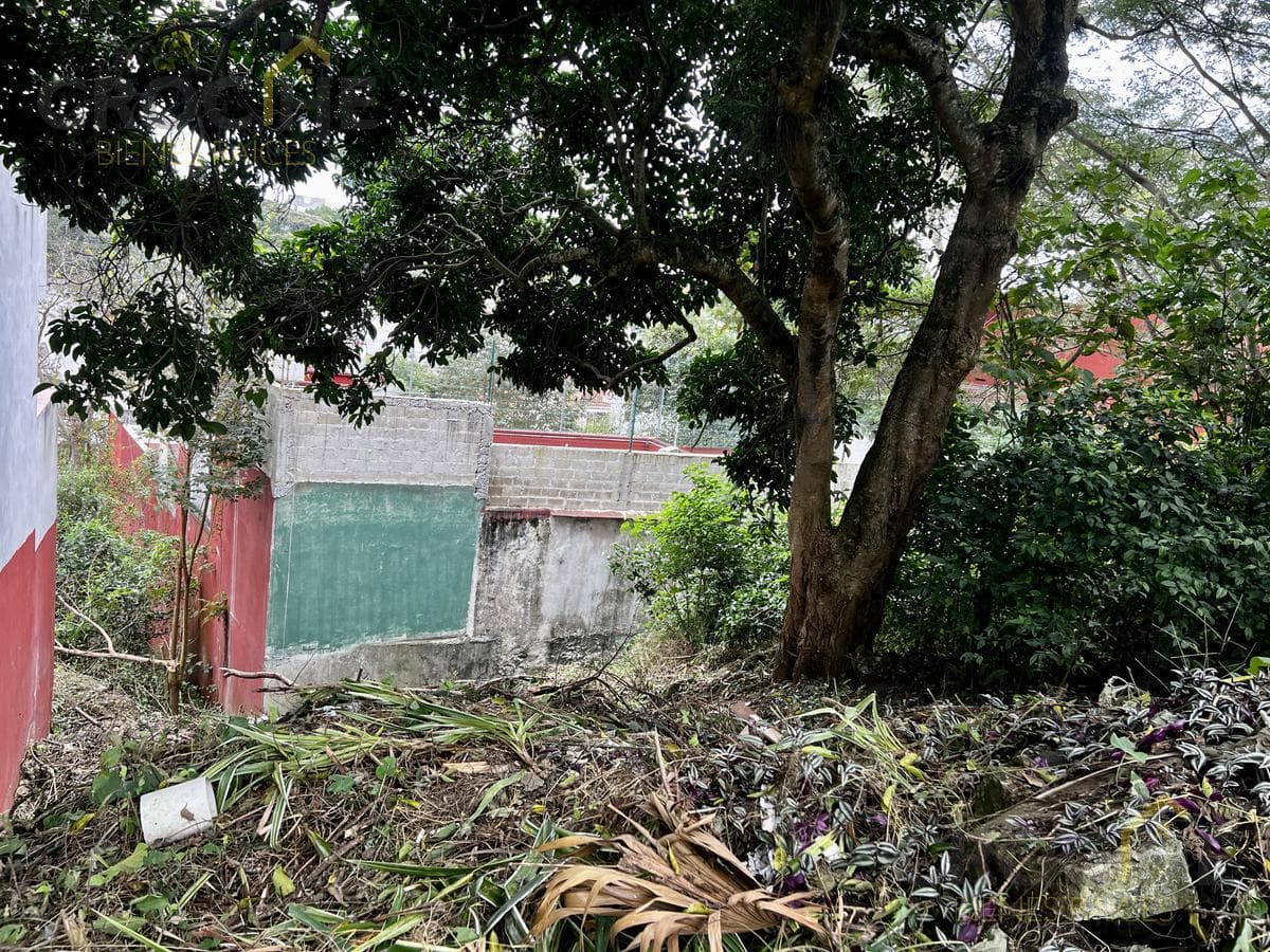 Land for sale in Xalapa, behind the Volkswagen Araucarias