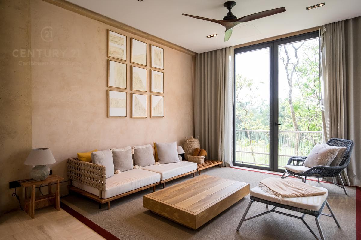 Increible casa en zona residencial prvilegiada de Playa del Carmen P3452