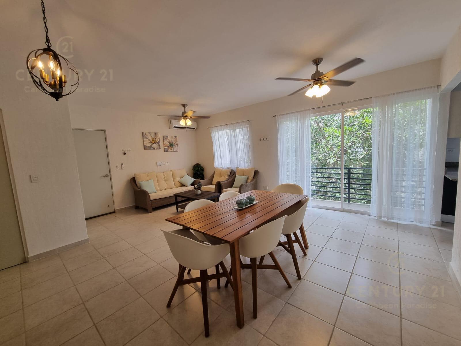 Furnished 3-bedroom apartment for rent in Los Olivos, Playa del Carmen P3505