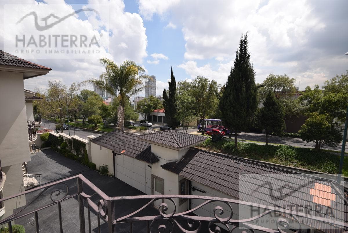 Venta excelente casa en Bosques de las Lomas