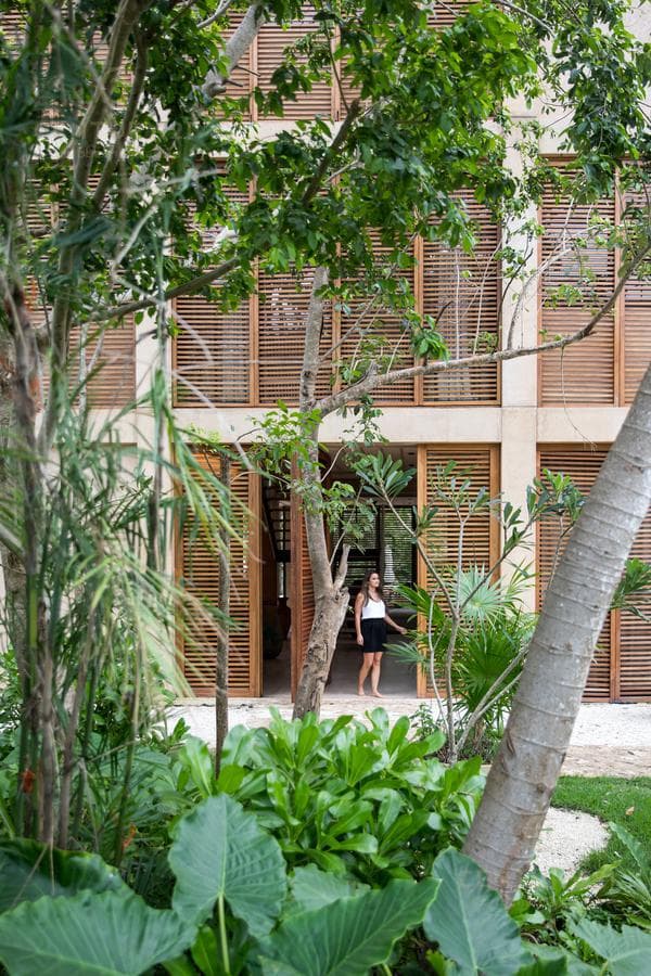 Increible casa en zona residencial prvilegiada de Playa del Carmen P3452