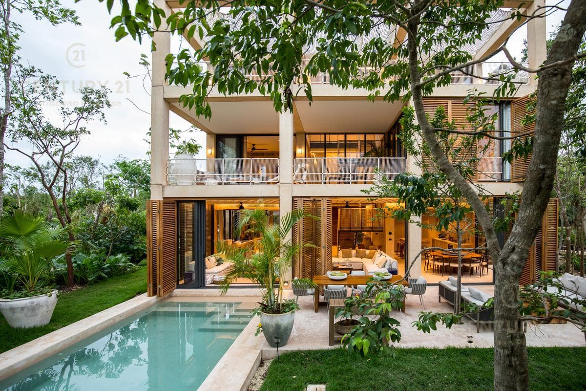 Increible casa en zona residencial prvilegiada de Playa del Carmen P3452