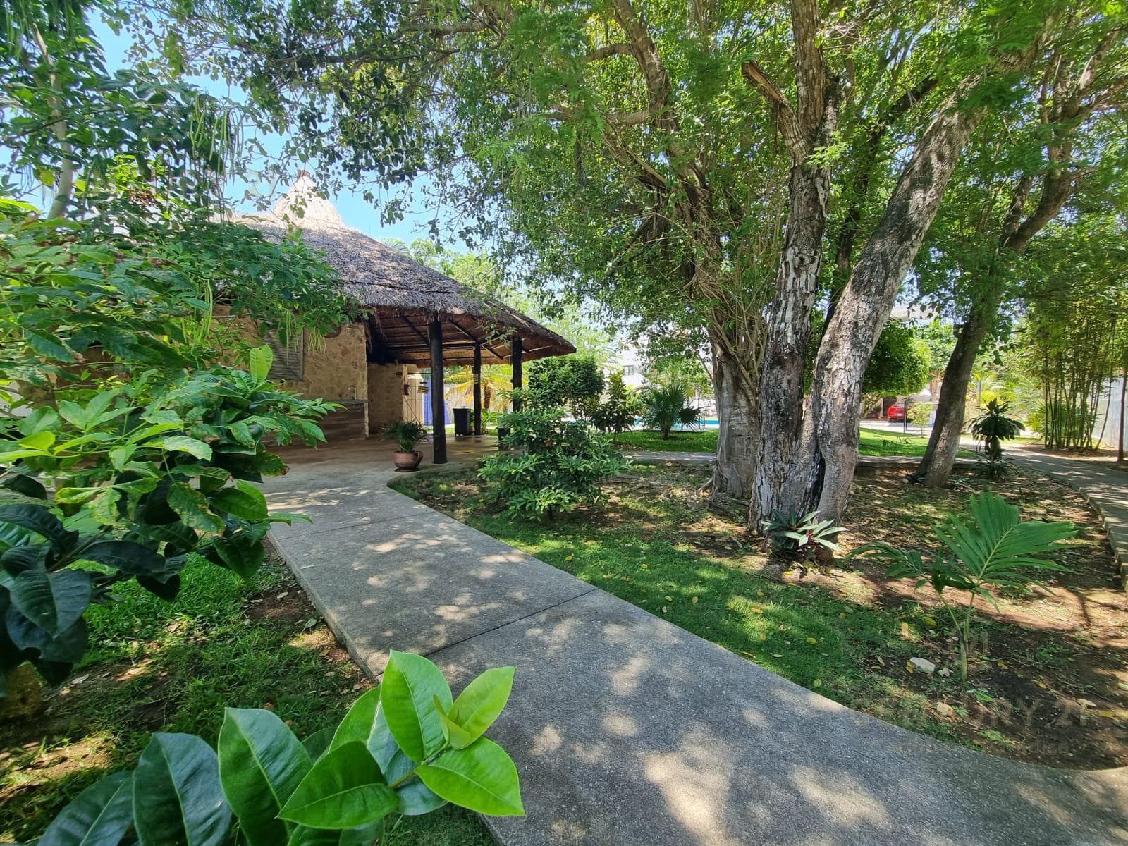 Casa 3 Recamaras en Venta | Nuevo Playa del Sol | Con Alberca Privada | P3918