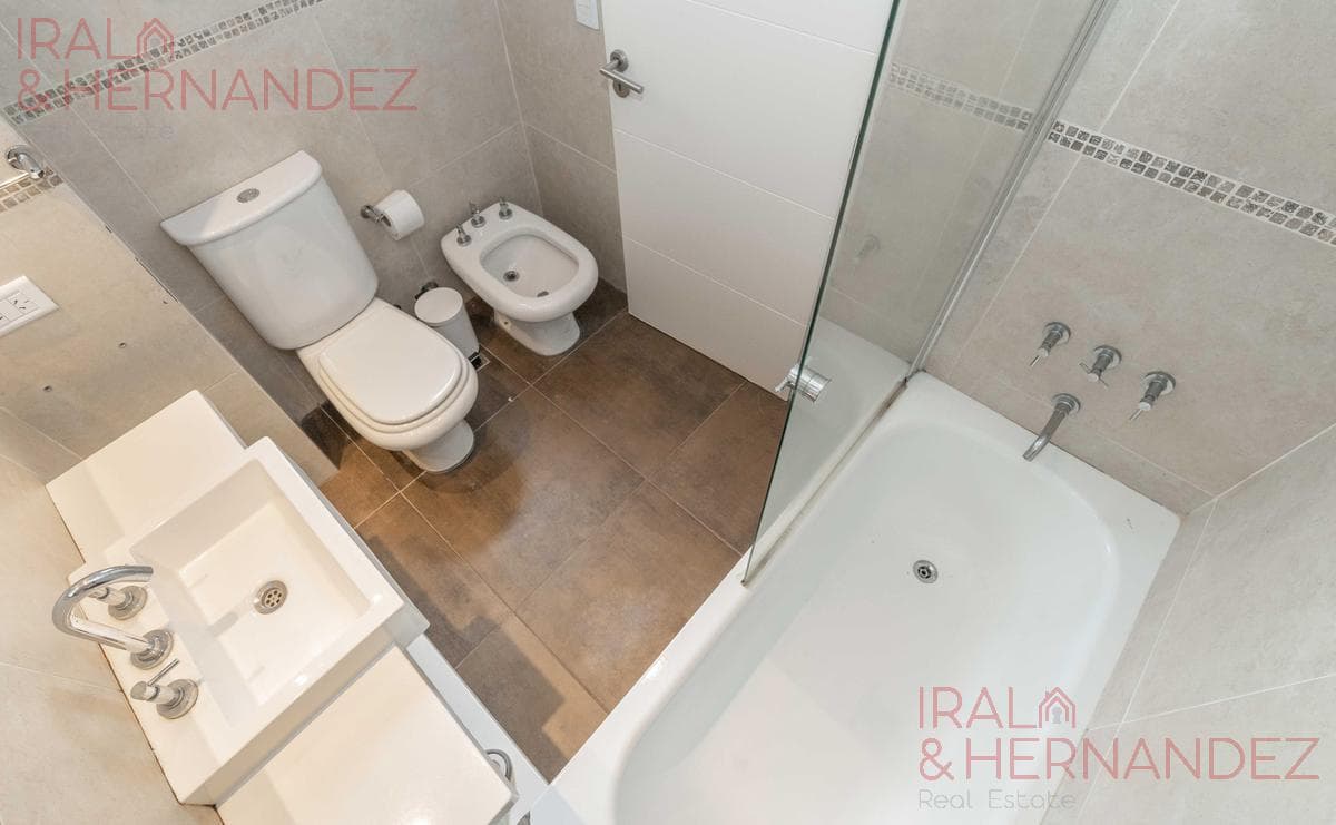 4-Bedroom Apartment for Sale with 2 Parking Spaces - Nordelta