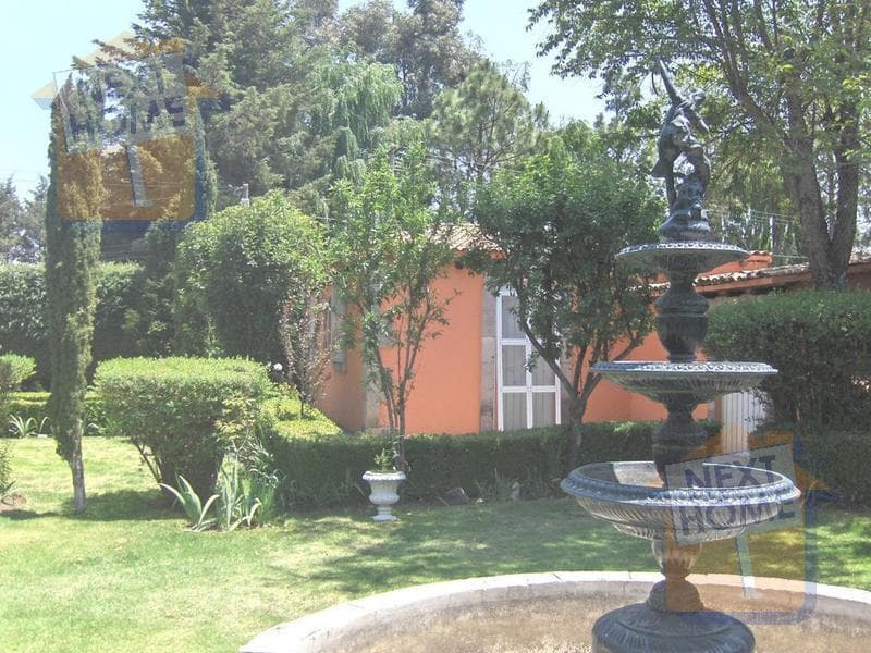 HOUSE FOR SALE IN THE OCOYOACAC CONDOMINIUM