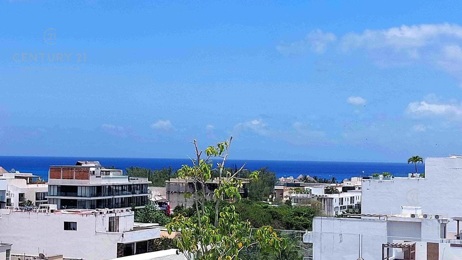 Estudio en venta en avenida CTM a una cuadra de 5ta ave Playa del Carmen P4014