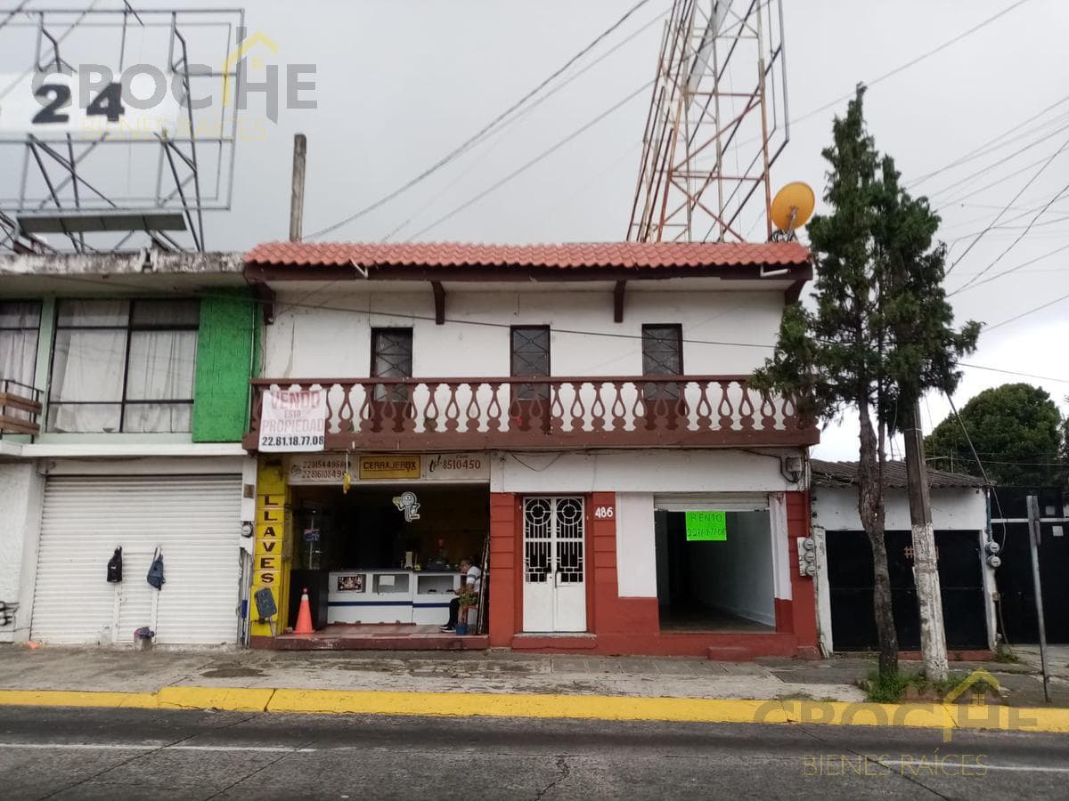 House in Xalapa on Avenida 20 de Noviembre, across from the Ford dealership