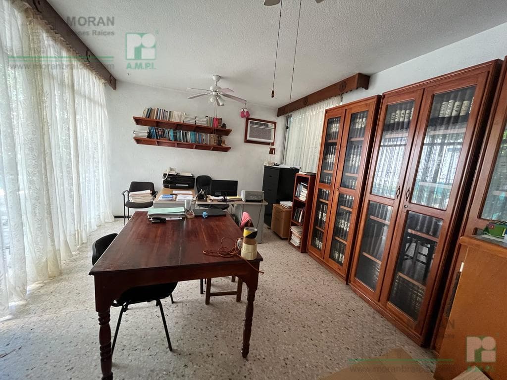 Centrally Located House for Sale, Coatzacoalcos, Ver.