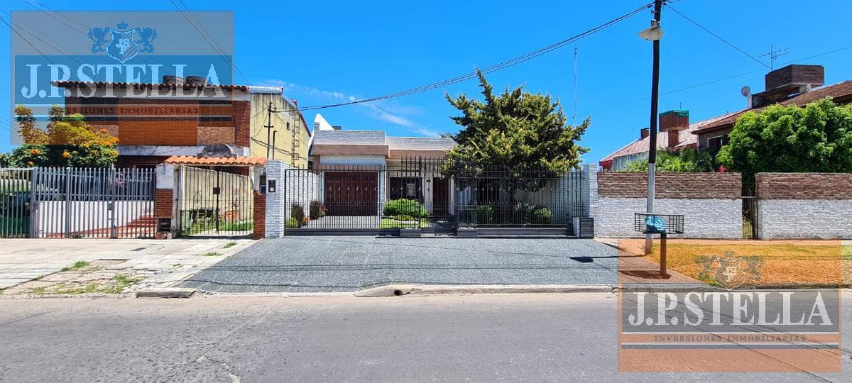 Casa 3 Ambientes 180 m² - Garage 3 Autos - Quincho - San Justo