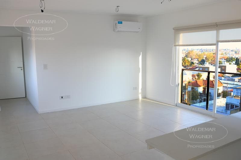 2-Bedroom Apartment in Torre - Panoramic View - San Fernando